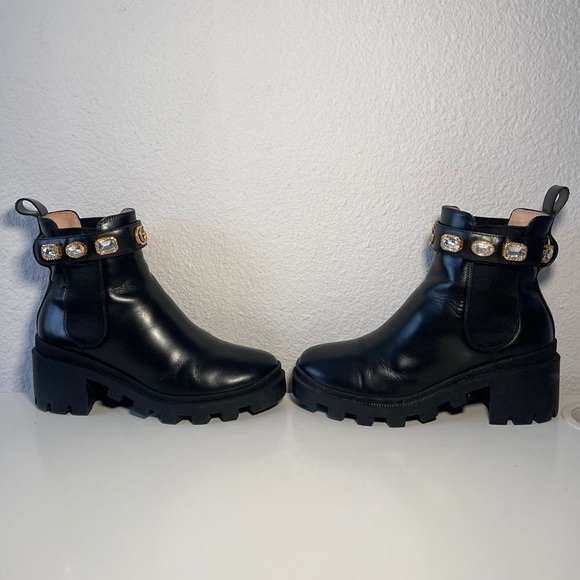 AUTHENTIC GUCCI BOOTS - Picture 4 of 8